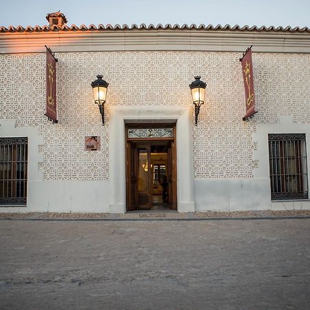 Posada Isabel De Castilla Madrigal de las Altas Torres Bagian luar foto