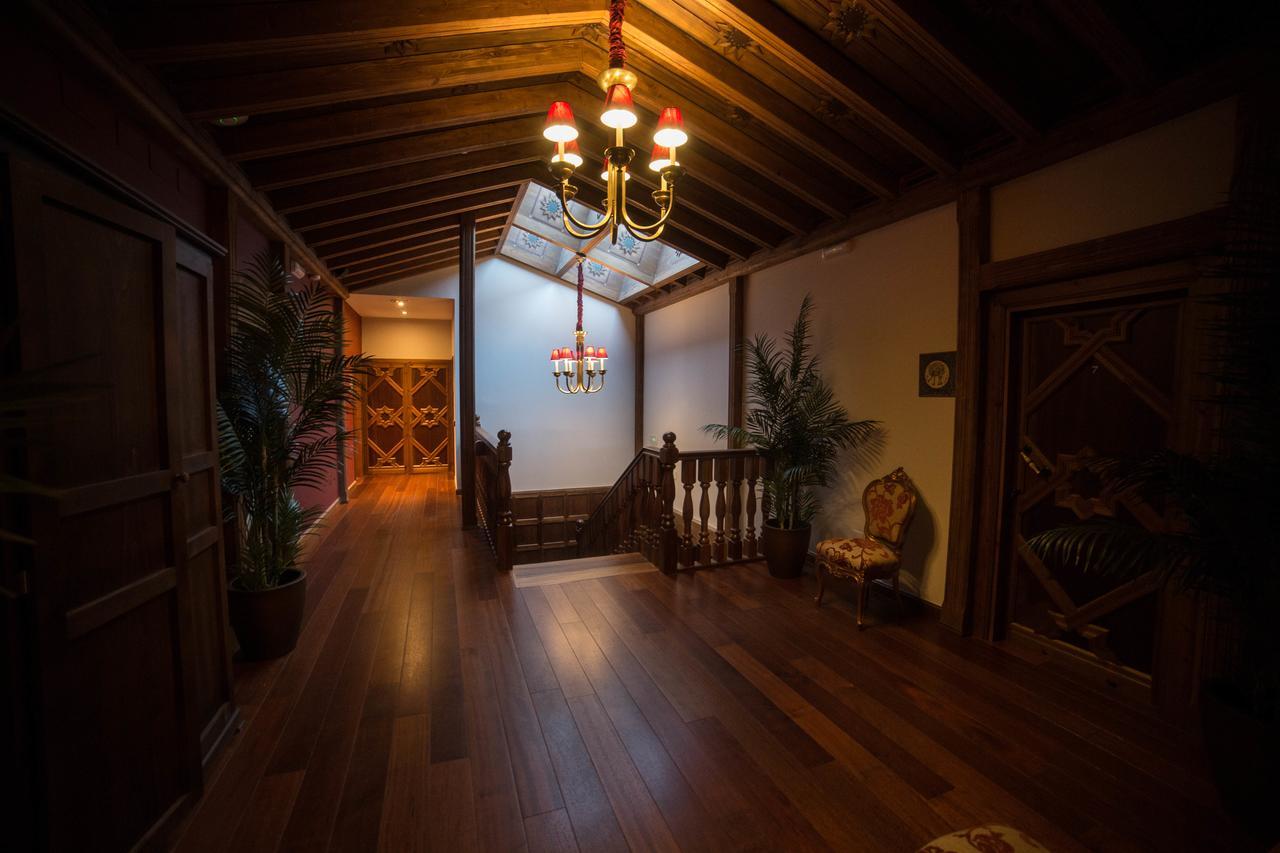 Posada Isabel De Castilla Madrigal de las Altas Torres Bagian luar foto
