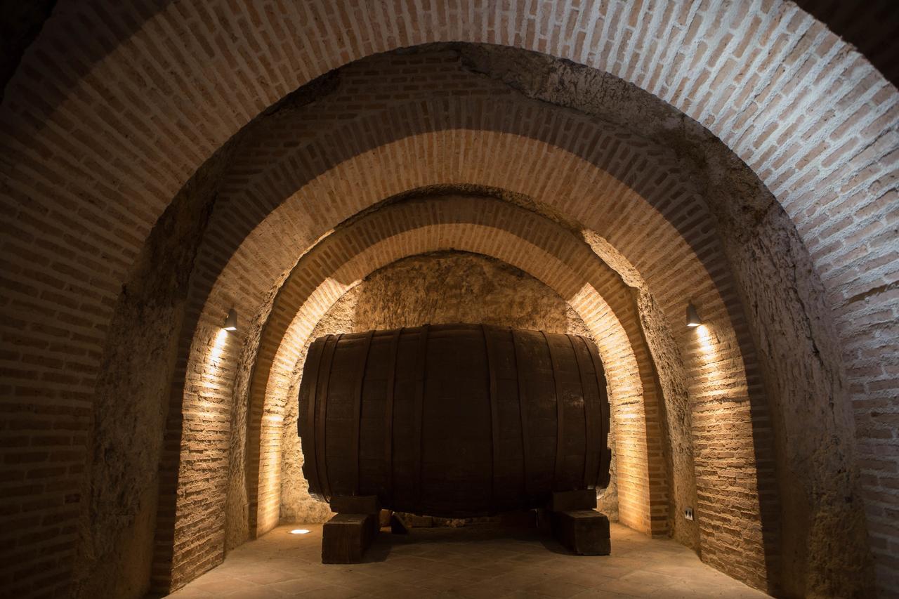 Posada Isabel De Castilla Madrigal de las Altas Torres Bagian luar foto